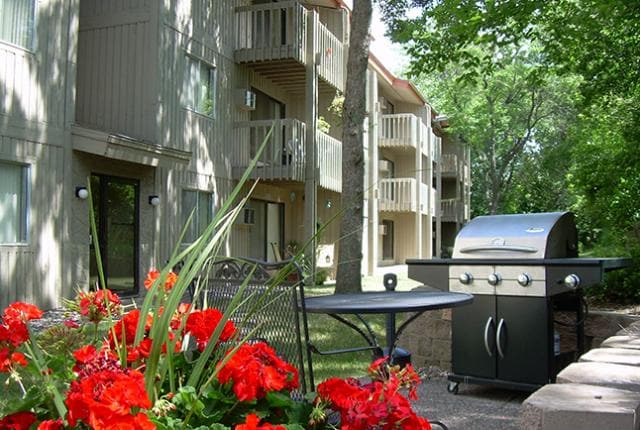 Patio - Wilshire Wood