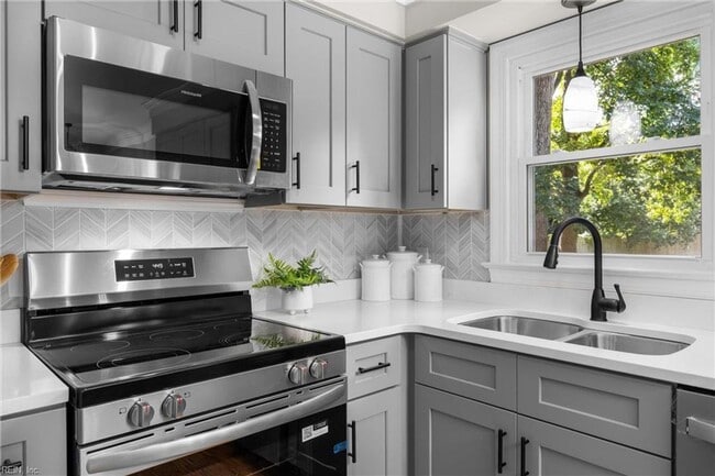 Photo - Beautiful, Spacious 5Bedroom Home in Virginia Beach