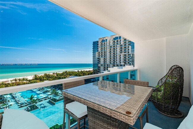 Building Photo - 2301 Collins Ave Unit 941