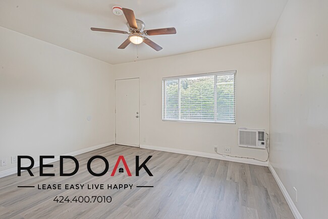 Photo - 2437 S Centinela Ave Unidad 3