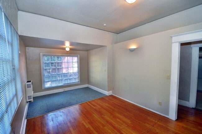 Photo - 642 W 3rd St Unit 642A
