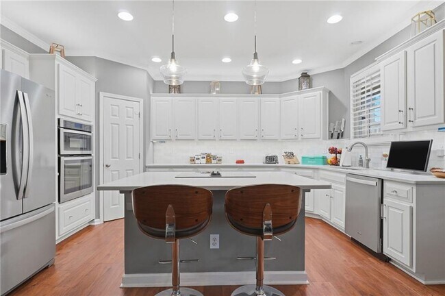 Photo - 1737 Kinsmon Cove