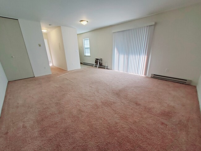 Photo - 680 Hope St Unidad G