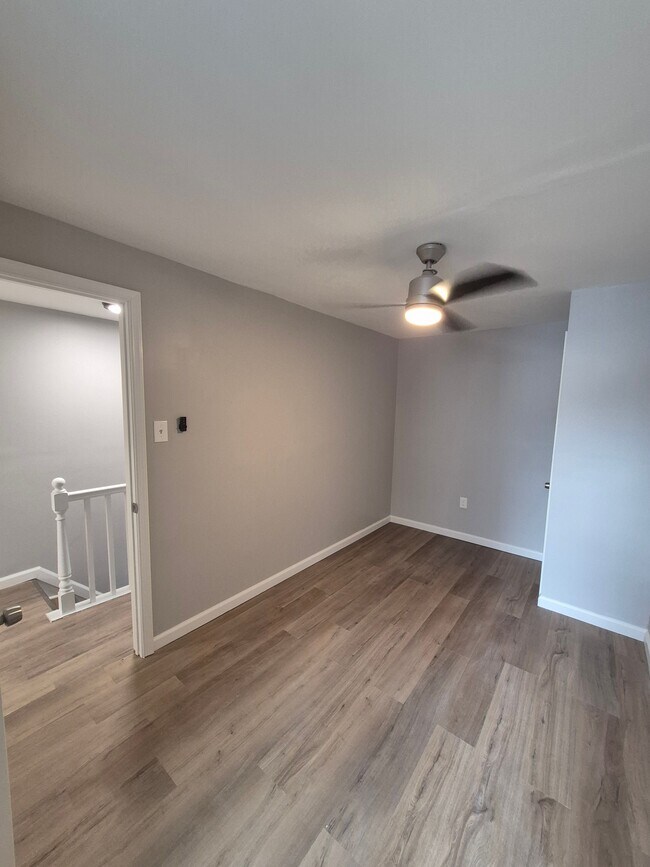 Photo - 2210 Greenwich St