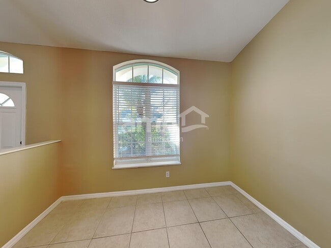 Photo - 5869 NW Leghorn Ave