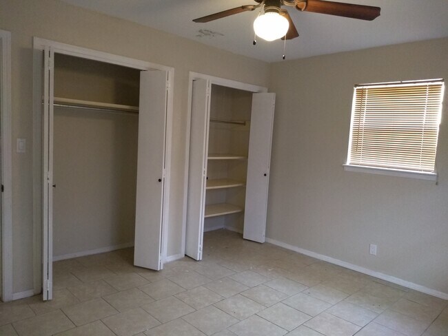 Photo - 6917 Alto Rey Ave Apt A