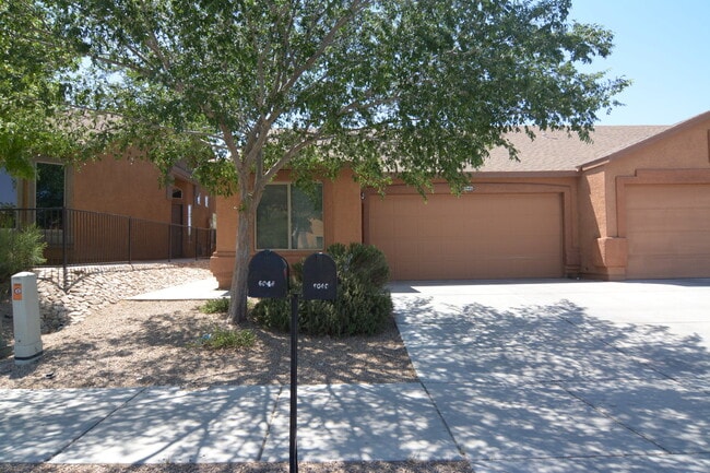 Photo - Well Maintained 2 Bedroom 2 Bath Home! Great South Tucson Location!