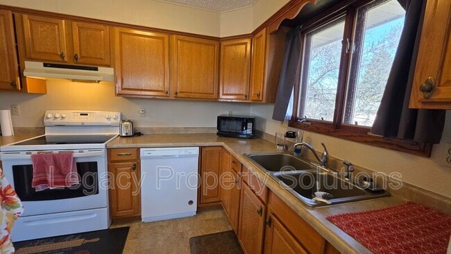 Photo - 1304 E Ingals Ave