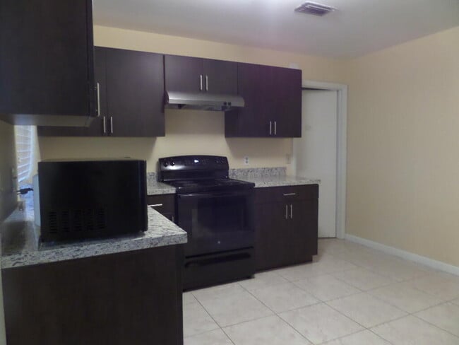 Photo - 9145 E Highland Pines Blvd