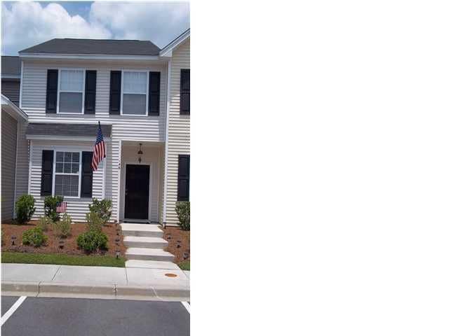 Building Photo - Liberty Hall Townhomes
