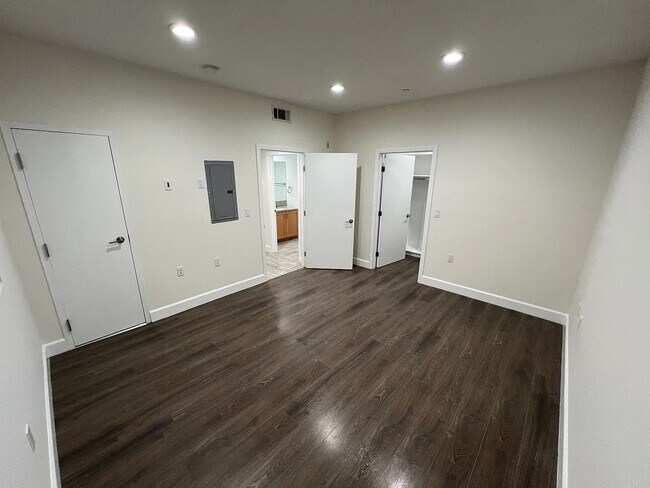 Photo - 7228 Amigo Ave