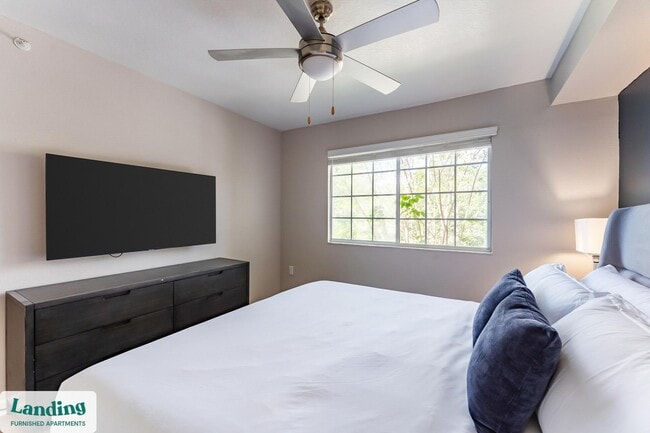 Photo - 10200 Falcon Pine Blvd Unidad 04-107