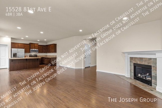 Photo - 15528 81 Ave E