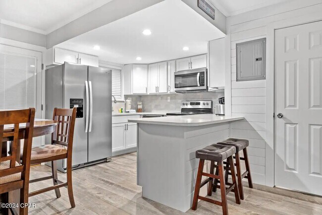 Photo - 7904 Surf Dr