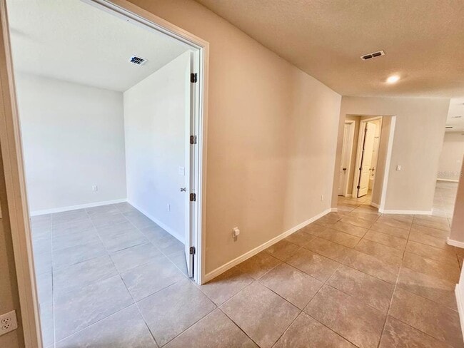 Photo - 5066 Sparkling Water Wy