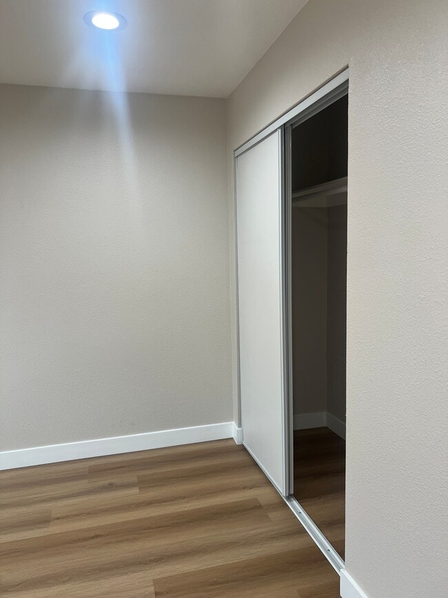 Bedroom 2 - 2059 S Nautical St Apartamentos