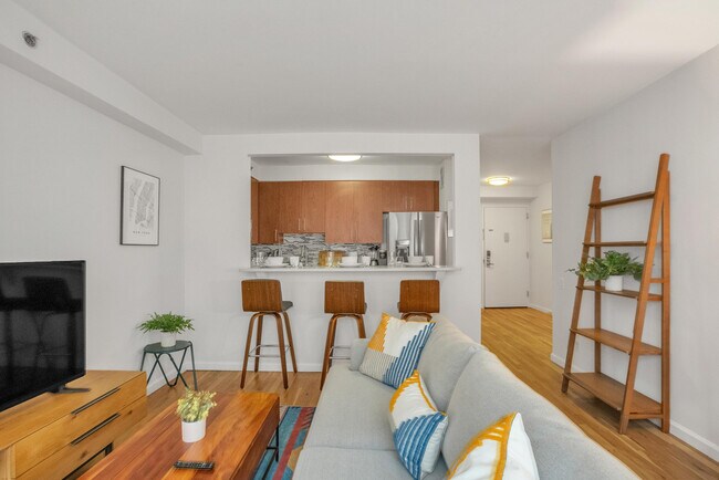 Photo - 120 W 21st St Unidad FL5-ID404175P