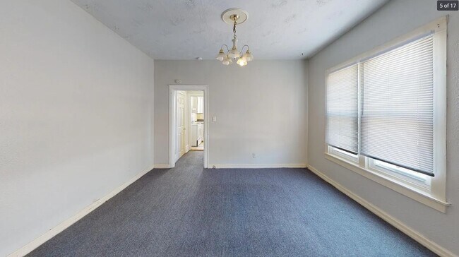 Photo - 1297 N 5th St