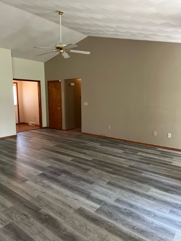 Photo - 1124 Old Crows Way