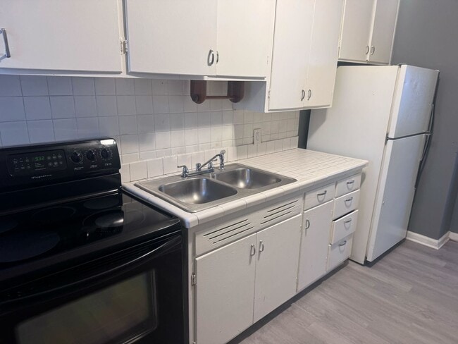 Photo - Adorable One Bedroom Home