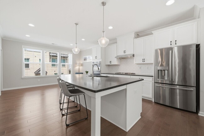 Photo - 507 Upper Stone Cir