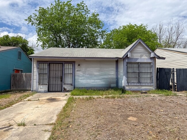 Photo - 4047 Indian Sunrise