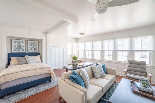 Photo - 2918 Manhattan Ave Unidad 2918