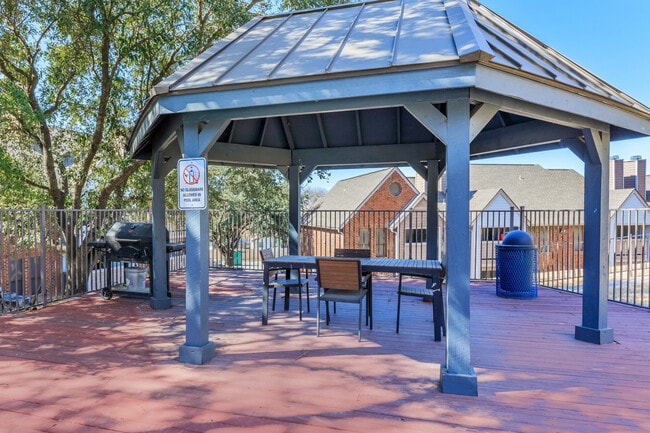 Cielo Apartments