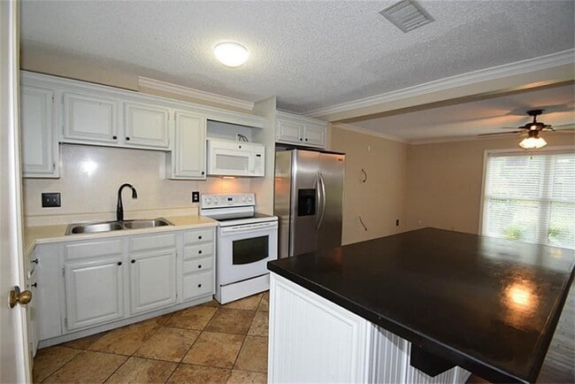 Photo - 9323 Westwood Village Dr Unit 6