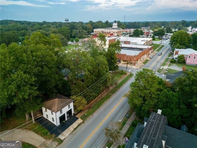 Photo - 340 W Washington St