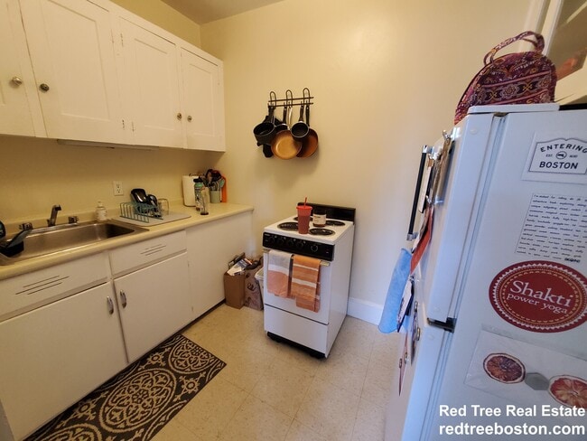 Photo - 31 Herrick Rd Unit 4A