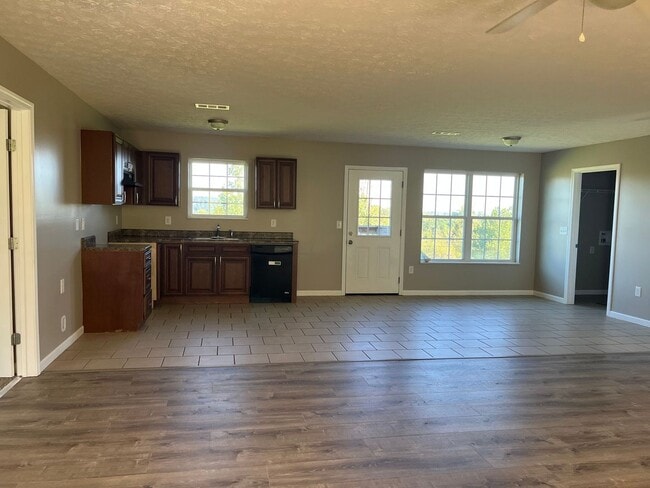 Photo - 2-bedroom, 2-bathroom home located in the ...