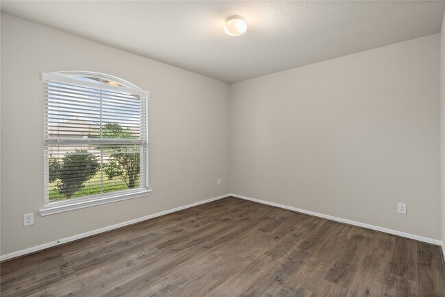 Photo - 3215 McDonough Way