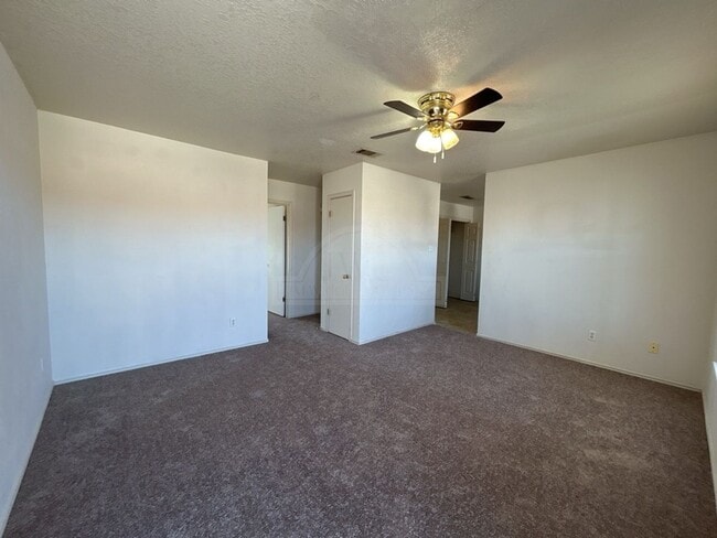Photo - 1702 Benttree Dr Unidad 1702 Benttree Dr D