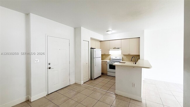 Photo - 11060 SW 196th St Unit 105