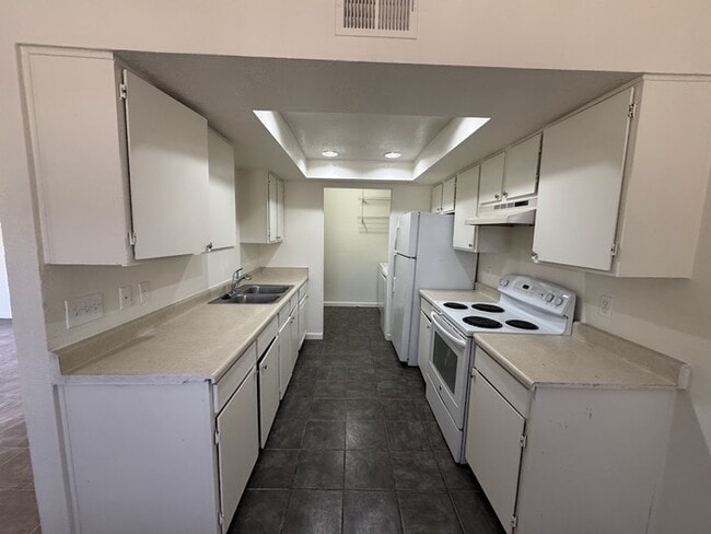 Photo - Maryvale 3br Townhome