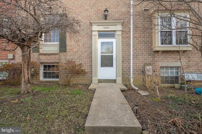 Building Photo - 10661 High Beam Ct