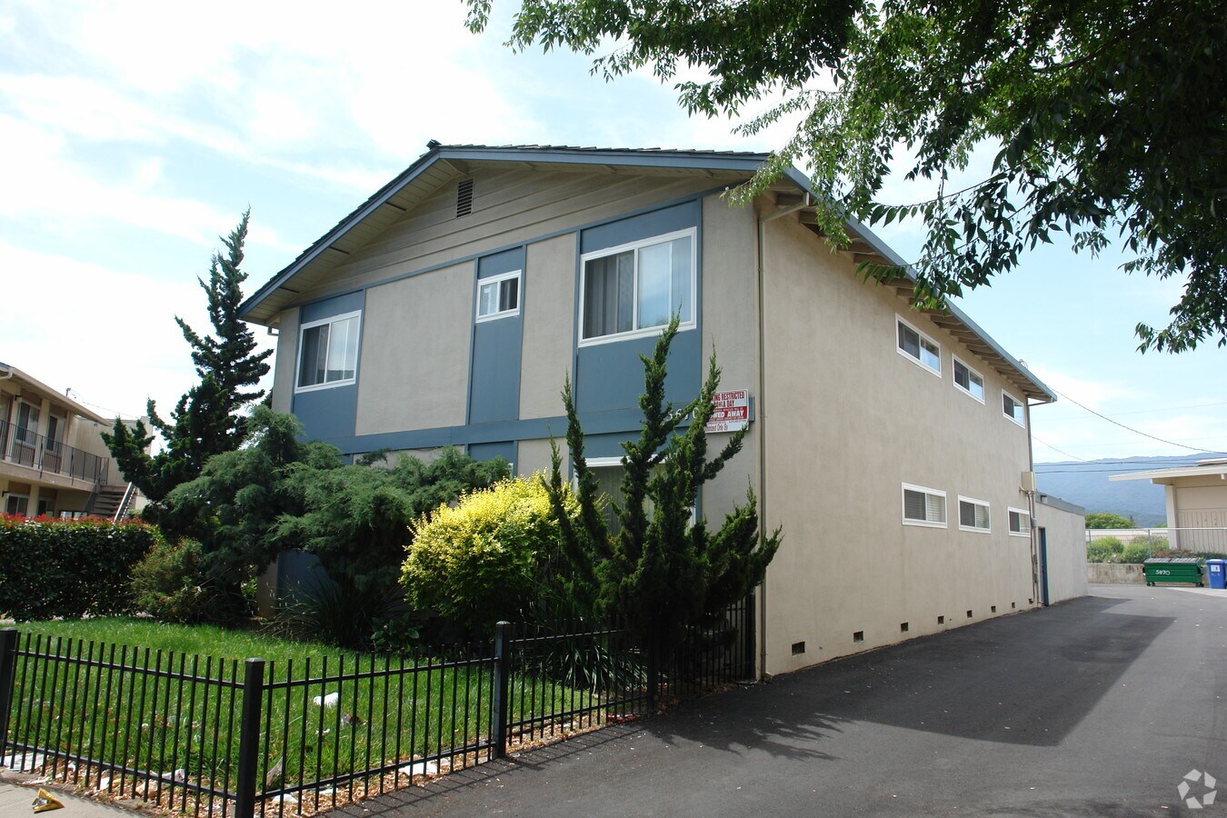 5670 Hoffman Court - 5670 Hoffman Court