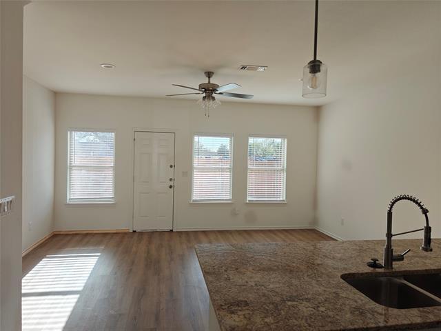 Photo - 111 N 5th St