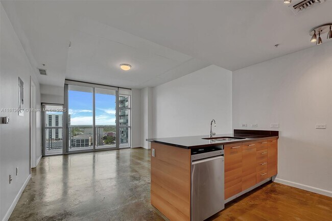 Photo - 3301 NE 1st Ave Condo Unit H1511