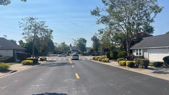 Photo - 228 Puddingstone Rd