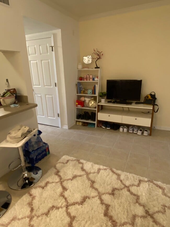 Photo - 1220 SW 1st Ave Unit 210