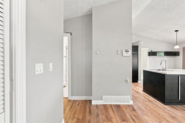 Photo - $2,145.95 - 3-bed, 2-bath located in Colorado Springs with a Washer and Dryer.