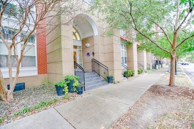 Photo - Downtown Norfolk Condo