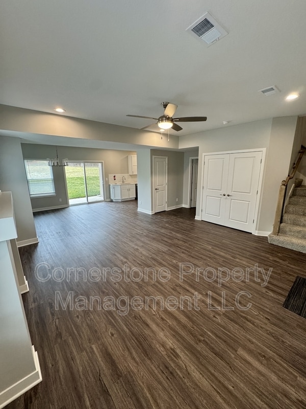 Photo - 8437 Valley Spring Dr