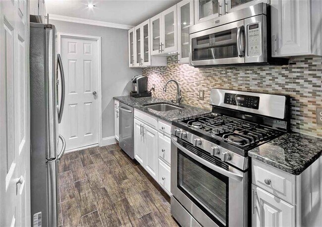 Photo - 79 Garden St Unit 2