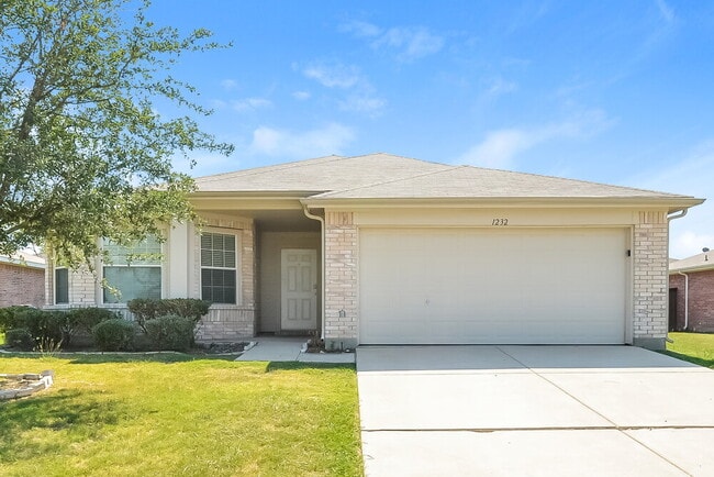 Building Photo - 1232 Wenatchee Dr