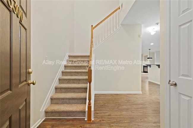 Photo - 3300 Suttles Dr SW