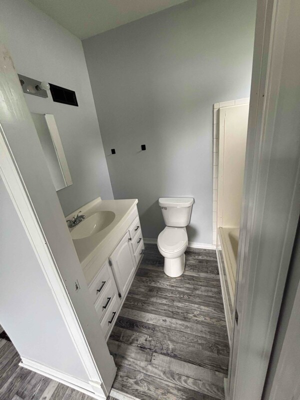 Photo - 615 E Jefferson St