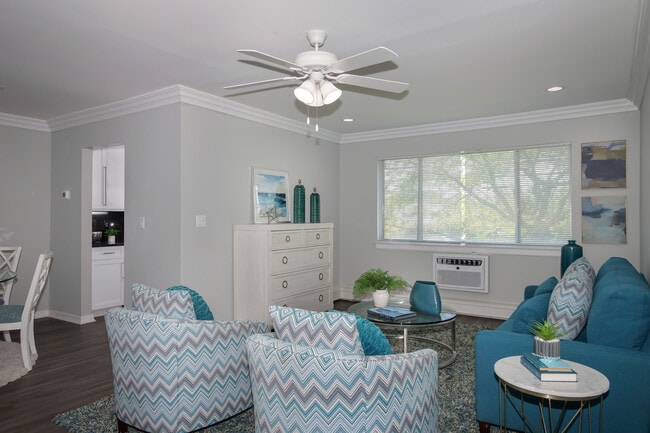 Photo - Fairfield Maples at Bay Shore